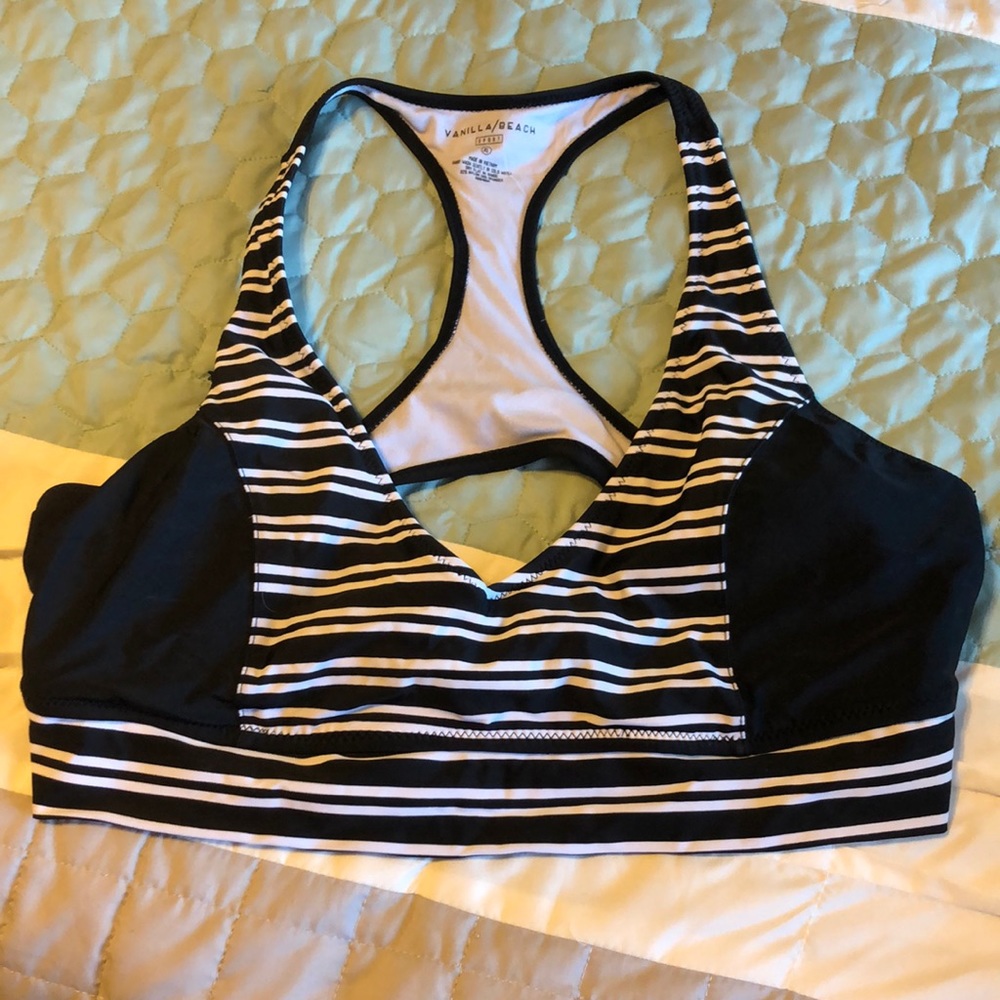 Black and white swim top